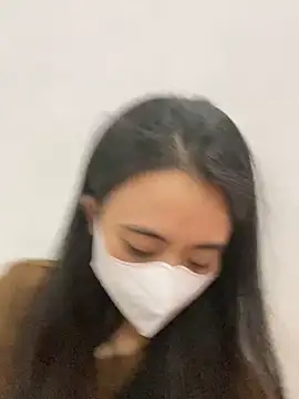 Mochi21 online show from 10.03.25
