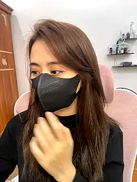 Mochi21 online show from 12.21.25