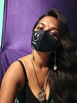 Snapshot of cutie_pei002 chatting on 10.25.25 cutie pei002 online show from 10.25.25