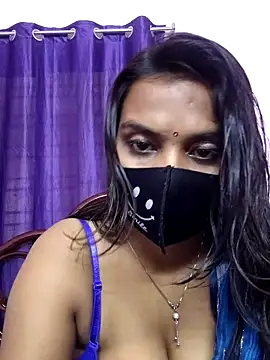 Snapshot of cutie_pei002 chatting on 12.15.25 cutie pei002 online show from 12.15.25