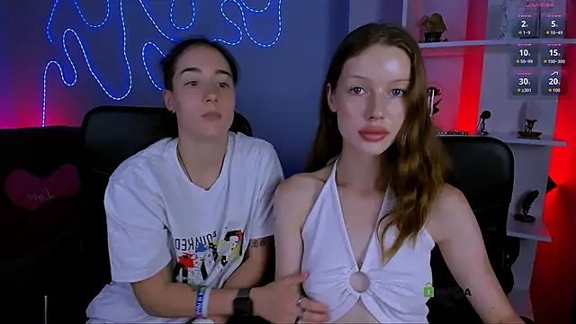 Snapshot of khloebeauty chatting on 06.30.26 khloebeauty online show from 06.30.26