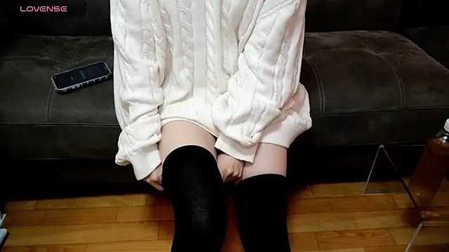 yua    chan online show from 11.26.25