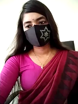 Puja-Rane online show from 10.19.25