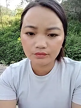 lusy-000 online show from 09.17.25