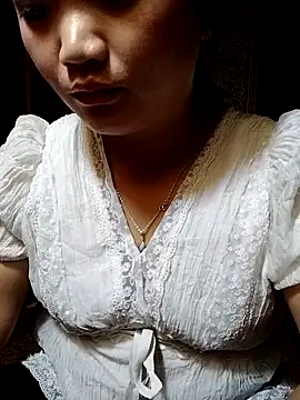 lusy-000 online show from 10.14.25