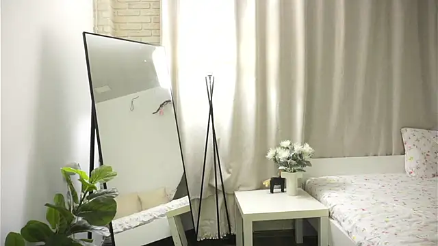 Anna Nicol online show from 10.01.25