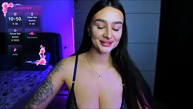 Veronica Larsson online show from 11.12.25