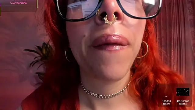 Snapshot of bri_von_dhara__ chatting on 09.21.25 bri von dhara online show from 09.21.25