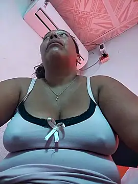 Naomi-Mature online show from 01.16.26