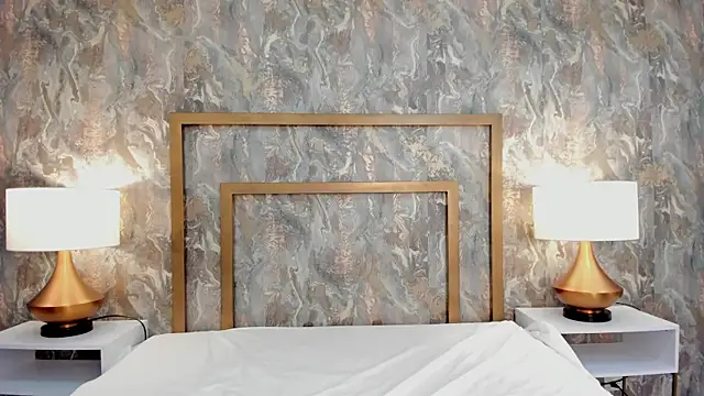 DannaBelucci online show from 11.26.25