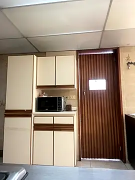 Jasmin Pink online show from 09.27.25