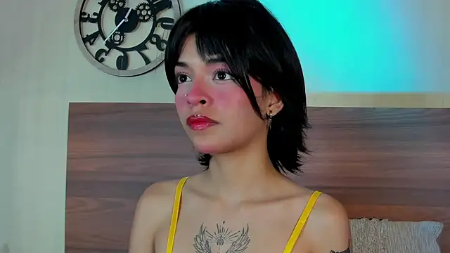 AnnyKitty  online show from 10.16.25