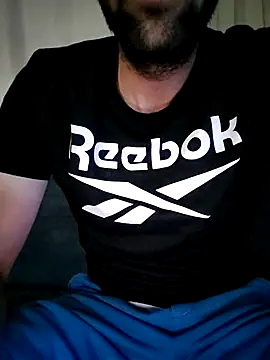 Snapshot of fearleass chatting on 09.20.25 fearleass online show from 09.20.25