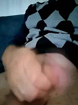 Snapshot of fearleass chatting on 10.18.25 fearleass online show from 10.18.25