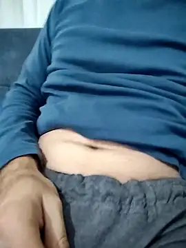 Snapshot of fearleass chatting on 11.28.25 fearleass online show from 11.28.25