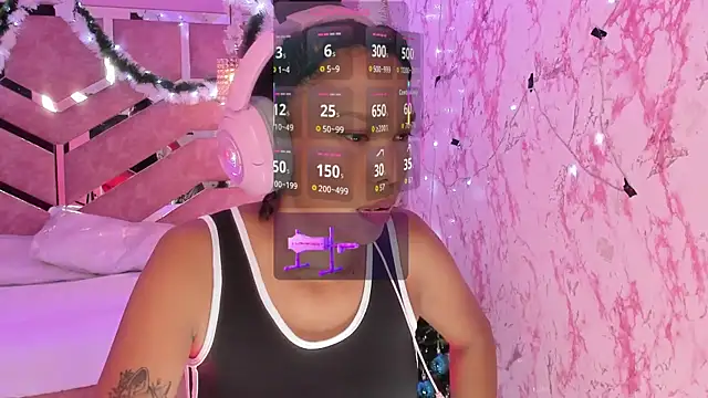 NovaLyn online show from 12.15.25