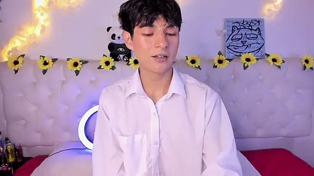 AleAurarashi online show from 01.14.26