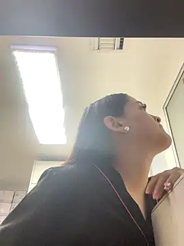 Snapshot of marianm29 chatting on 11.10.25 marianm29 online show from 11.10.25