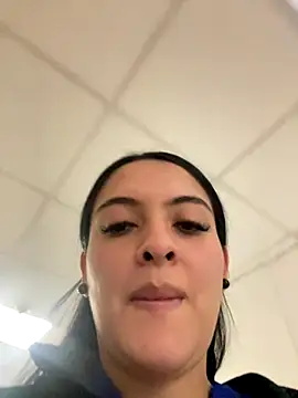 Snapshot of marianm29 chatting on 11.19.25 marianm29 online show from 11.19.25