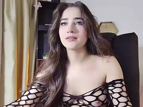 StefannyCipriani online show from 09.09.25