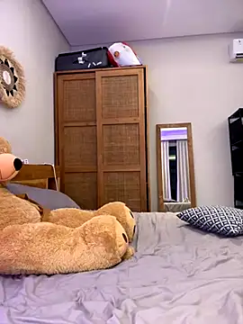 MissBinx online show from 10.22.25