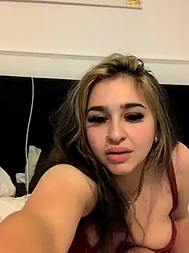 Snapshot of BrunetteBrat-xo chatting on 10.23.25 BrunetteBrat-xo online show from 10.23.25
