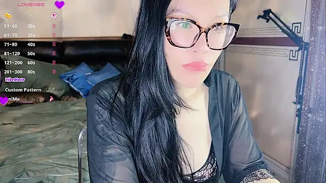 lingzi9333 online show from 11.02.25