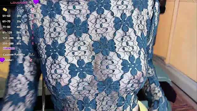 lingzi9333 online show from 11.08.25