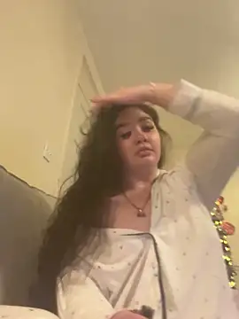 Snapshot of Imogenbabyyy chatting on 12.17.25 Imogenbabyyy online show from 12.17.25