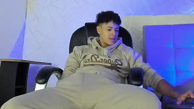 Alex Colton7 online show from 12.02.25