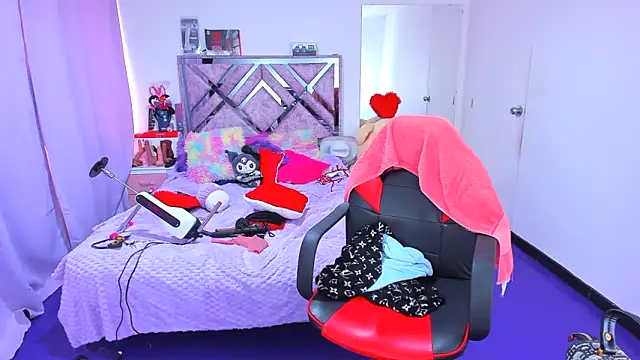 Snapshot of Luna_Analya chatting on 02.17.26 Luna Analya online show from 02.17.26