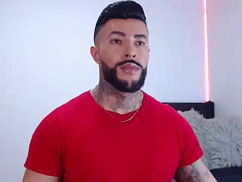 Snapshot of andrea_de_lucaa chatting on 09.23.25 andrea de lucaa online show from 09.23.25