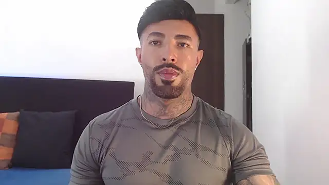 Snapshot of andrea_de_lucaa chatting on 07.21.26 andrea de lucaa online show from 07.21.26