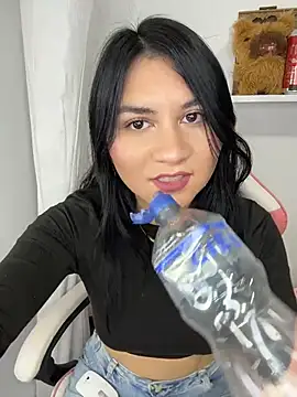 Snapshot of sofi_sweet_7 chatting on 06.30.26 sofi sweet 7 online show from 06.30.26