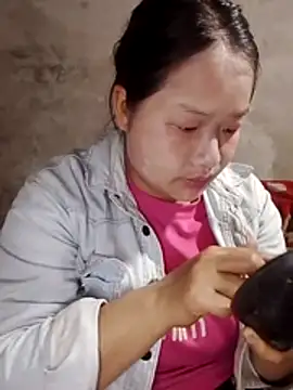 Snapshot of girl-babi chatting on 02.18.26 girl-babi online show from 02.18.26