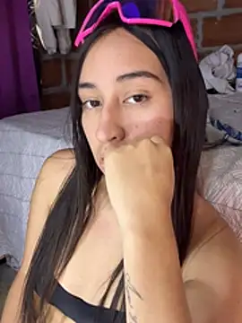 RAKEL37 online show from 04.18.26