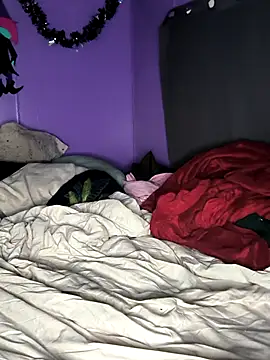 Courdles online show from 11.03.25