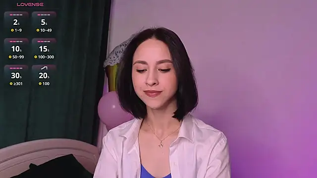 MiaSweetasHoney online show from 10.20.25