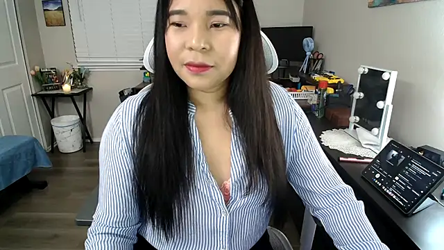 SHEILYN  online show from 04.07.26