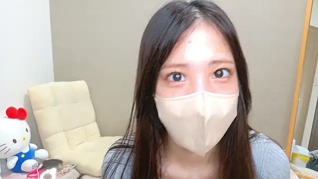 Snapshot of riri__nyan_o0 chatting on 06.26.26 riri nyan o0 online show from 06.26.26