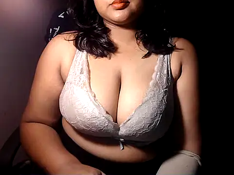 Snapshot of PatnakiRitu1 chatting on 09.14.25 PatnakiRitu1 online show from 09.14.25