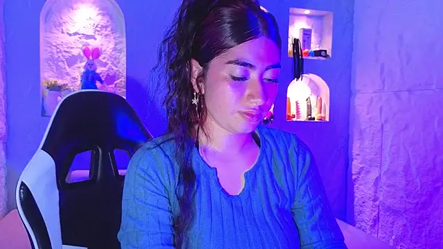 Sophia tf online show from 03.30.26