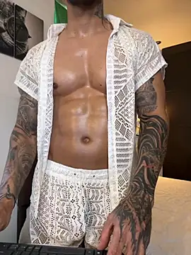 Tomy maylon online show from 10.19.25