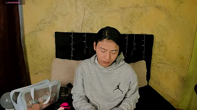 Snapshot of Tiffany_Nm chatting on 05.01.26 Tiffany Nm online show from 05.01.26