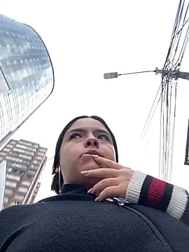 EmilyHarperr online show from 10.24.25