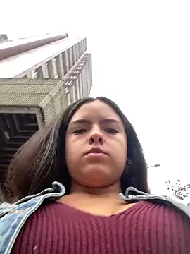 EmilyHarperr online show from 10.27.25