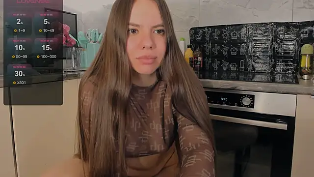 Chloe loo online show from 07.10.26
