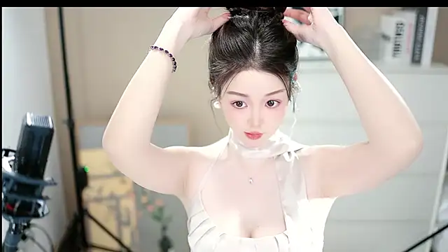 abbyli12 online show from 12.22.25