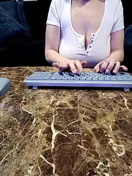 Jeannie 69 andahalf online show from 02.02.26