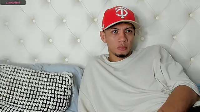 Snapshot of DustinandJordan chatting on 02.02.26 DustinandJordan online show from 02.02.26